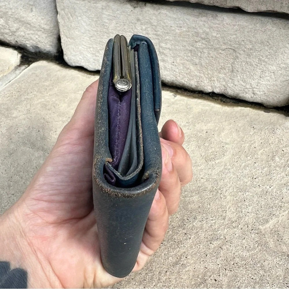 Vintage Princess Gardner Ciwhide small wallet 4" by 3.5" - Picture 6 of 9